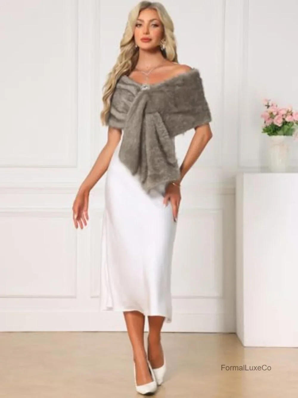 Women's Faux Fur Wrap Shawl Stole Cape Bridal Wedding Winter Warm